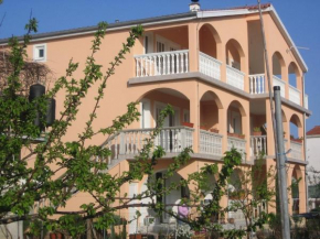 Отель Apartments Dujlovic  Нин